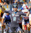 Giro 2022: Sprint triumph Dainese, López still leader