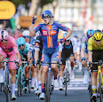 Casper van Uden - Giro 2025: Casper van Uden powers to glory
