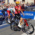 Fredrik - Giro 2026: Dversnes wins four-up sprint, Vingegaard retains lead