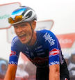 Jay Vine - Vuelta 2022: Vine wins at Pico Jano, Evenepoel takes race lead