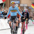 Lotte Kopecky worlds - World Cycling Championships 2024: Kopecky wins gold medal for second consecutive year