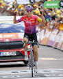 Marlen Reusser - Tour de France Femmes 2022: Reusser wins gravel stage, Vos still leader