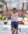 Mathieu van der Poel worlds - World Cycling Championships 2023: Van der Poel flies into the rainbow stripes