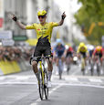 Per Strand - Paris - Tours 2026: Hagenes wins with late attack