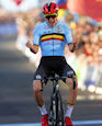 Remco Evenepoel - World Cycling Championships 2022: Evenepoel solos to rainbow strips