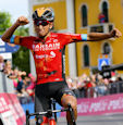 Santiago Buitrago - Giro 2022: Buitrago solos to victory, Carapaz still in pink